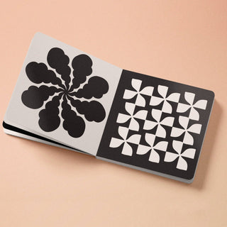 Hi, Baby! High Contrast Baby Book