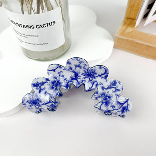 Wave Flowers Claw Clip