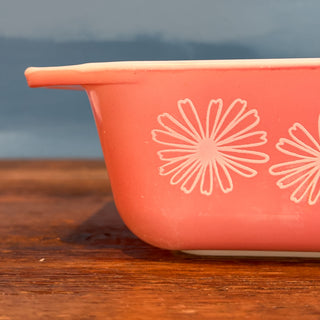 Pyrex 575-B Pink Daisy Space Saver Casserole Dish No Lid