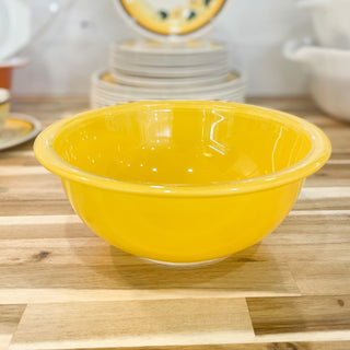 Vintage Pyrex 1980s Primary Colors Clear Bottom Mixing Bowl Set