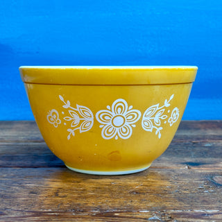Vintage Pyrex Gold Butterfly Mixing Bowl 401