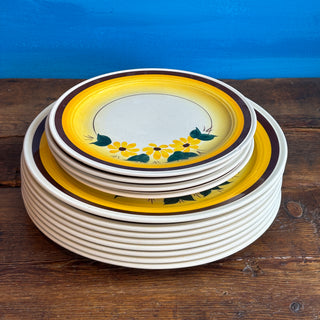 Vintage 1950s Mid Century Yellow Flower Brown Eyed Susan Dinnerware Set
