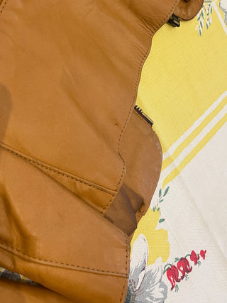 Vintage 1970s Crop Caramel Zip Up Leather Jacket with Beagle Collar