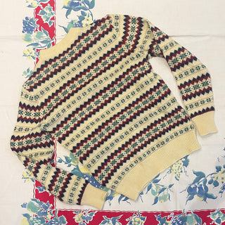 Vintage 1980s 1990s Cozy Knit Acrylic Sweater