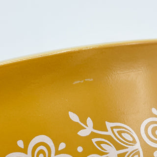 Vintage Butterfly Gold Pyrex Casserole Dish 045