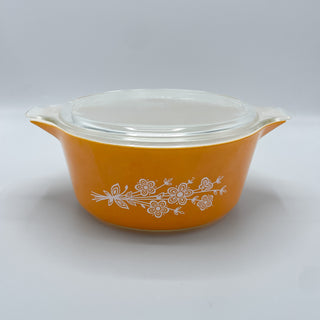 Vintage Butterfly Gold Pyrex Casserole Dish 475-B