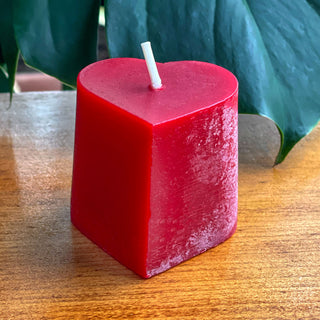 Beeswax Small Heart Candle