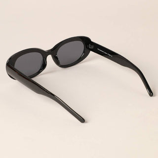 Women's Rounded  Bold Frame Tinted Sunglasses