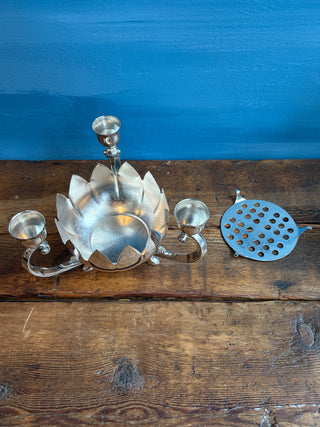 Vintage MCM Reed & Barton Water Lily Flower Frog Silver-Plated Centerpiece With Candle Holders