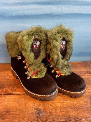 Vintage 2000s Y2K NIS Green Fur Hiking Boots