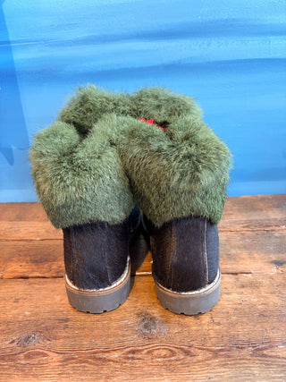 Vintage 2000s Y2K NIS Green Fur Hiking Boots