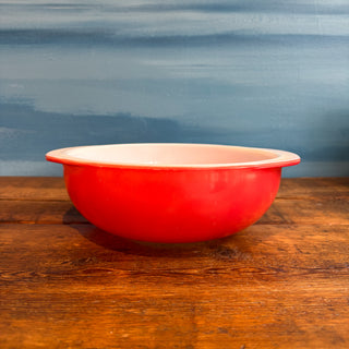 Vintage Pyrex Pink Flamingo Round 024 Casserole Dish