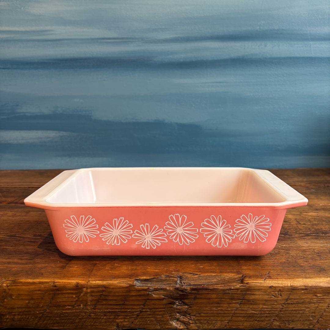 Pyrex 575-B Pink Daisy Space Saver Casserole Dish No Lid – Little