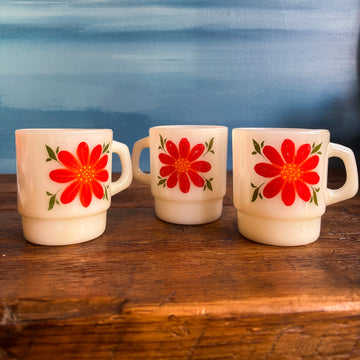 Vintage Fire King Anchor Hocking Flowers Stackable Mugs – Little Hippie