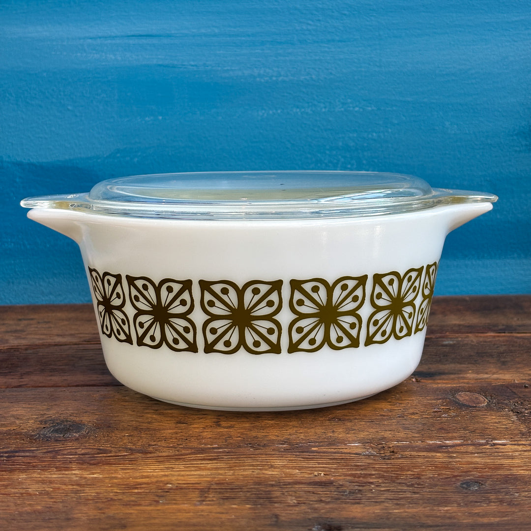 Vintage Pyrex 1960s Verde Square Floral 474-B Casserole Dish with 