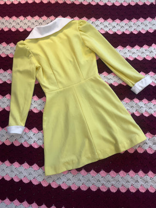 Vintage 1970s Yellow Mod Peter Pan Collar Dress