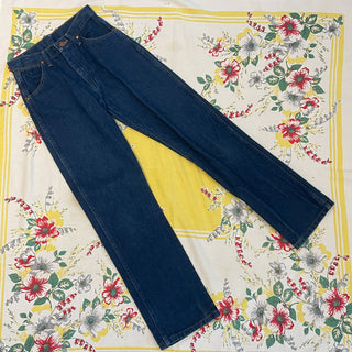 Vintage Women's Wrangler Straight Cowboy Fit Blue Jeans