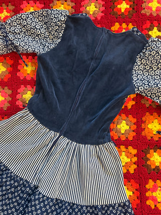 Vintage 1970s Cute Western Prairie Style Navy Floral Patchwork Circle Skirt Dress