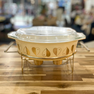 Vintage Mid-Century 1950s Pyrex Golden Hearts Casserole Dish with Double Candle Warmer 045