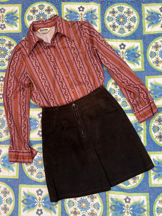 Vintage 1970s Brown Paisley Disco Dagger Collar Button Up Shirt