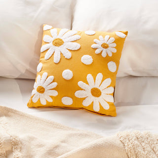 Tufted Daisy Pillow